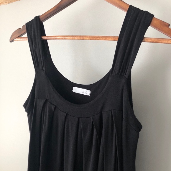 Lush | Pleated Tank Top - Picture 5 of 8